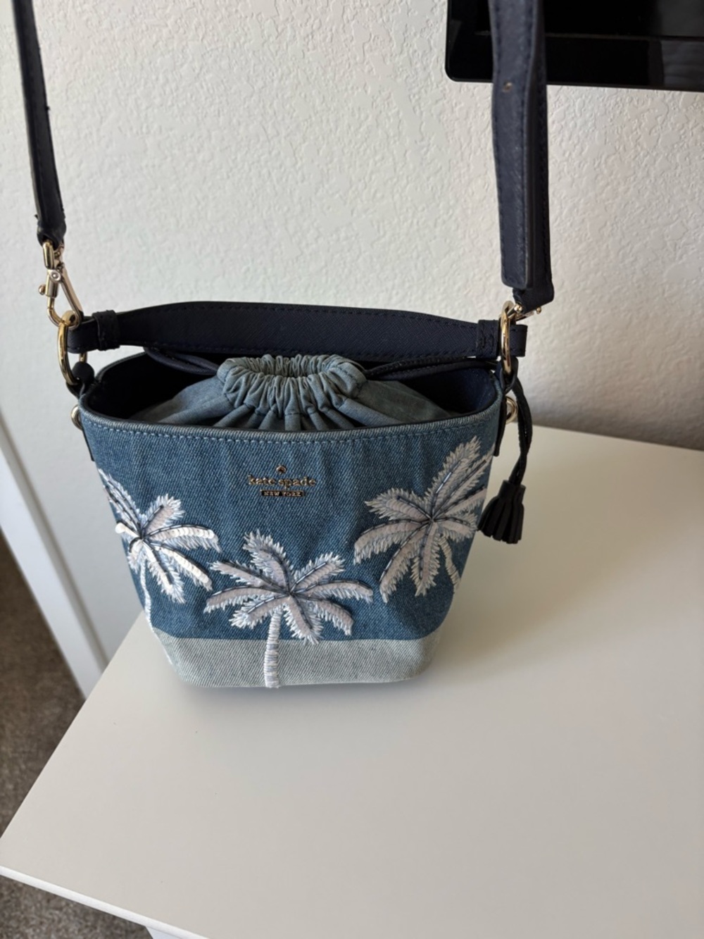 kate spade California dream in puppy Denim Palm Embroidered Crossbody Bucket Bag - Picture 9 of 11